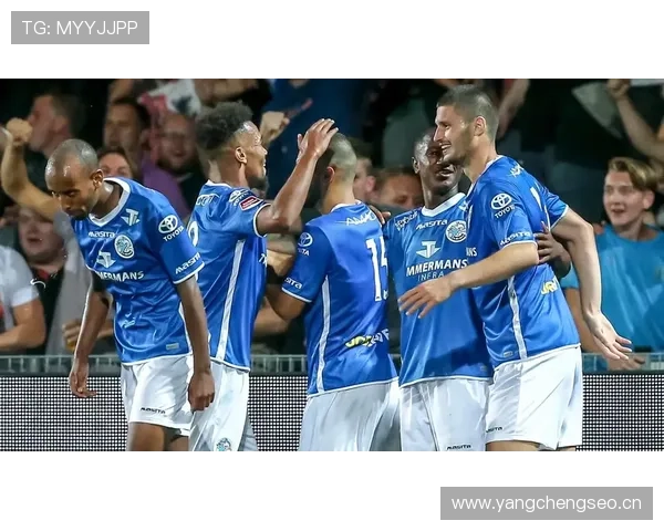 瓦伦西亚保级风险显现，赛季后期形势变化考验球队稳定性