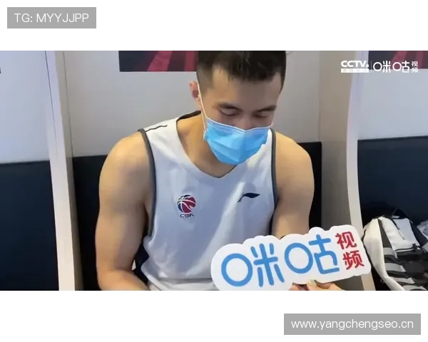 郭艾伦逛超市买十箱红牛，结账时顺手给收银员转了五千小费