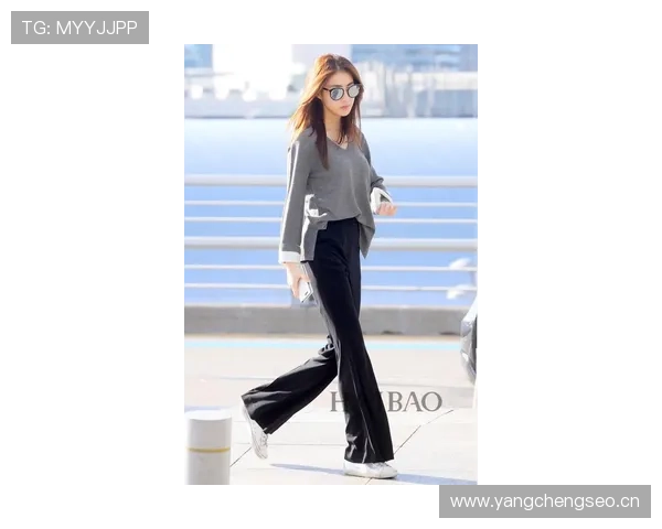 崔家溪随便穿条运动裤出门，腰间那只小包价钱直接把我生活打回原形