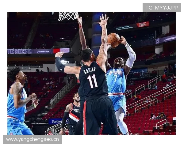 奥拉迪波挡拆制造错位，篮下终结更胜利拉德